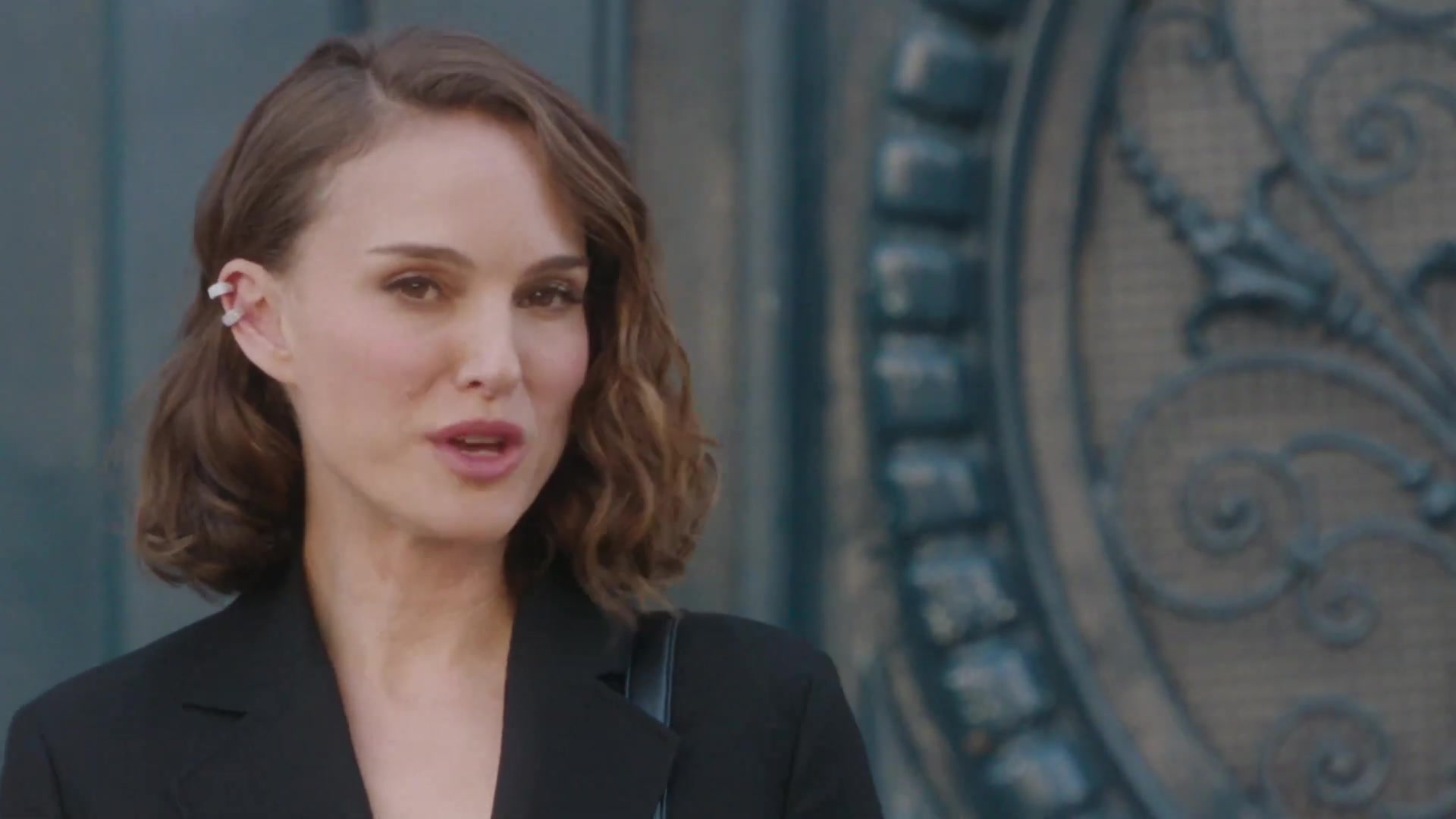 Miss_Dior_-_A_Miss_in_Paris_Episode_1-00_00_08_080.jpeg