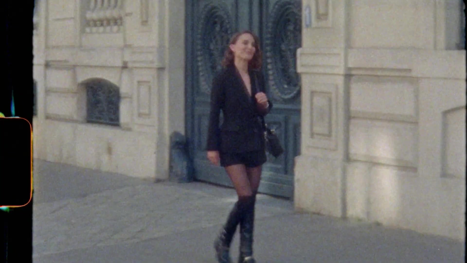Miss_Dior_-_A_Miss_in_Paris_Episode_1-00_00_09_560.jpeg