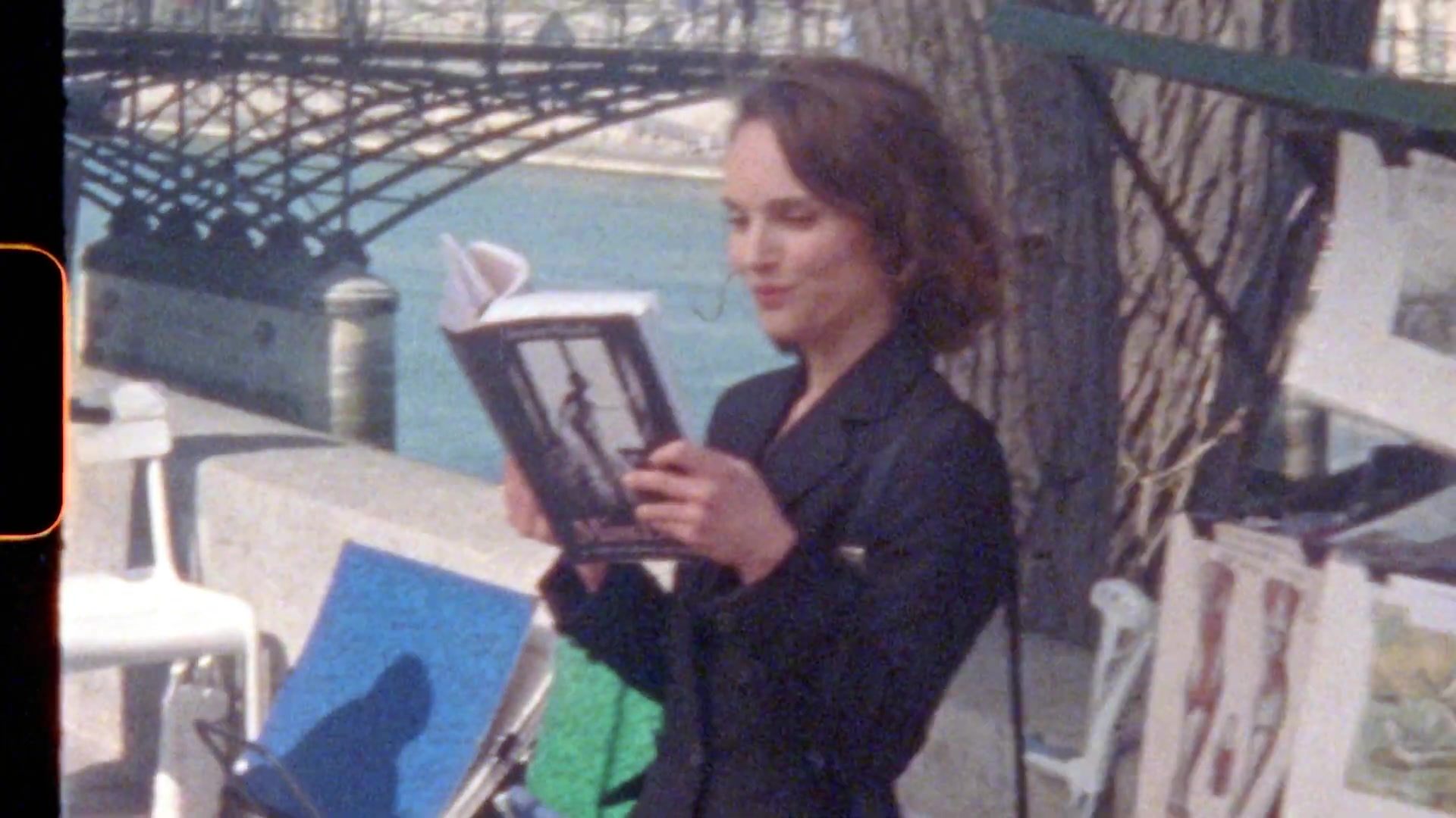 Miss_Dior_-_A_Miss_in_Paris_Episode_1-00_00_16_200.jpeg