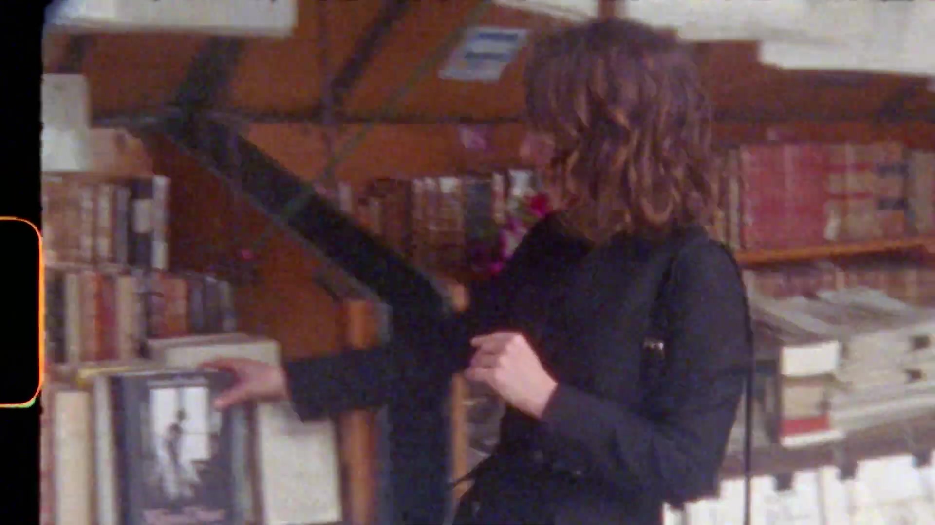 Miss_Dior_-_A_Miss_in_Paris_Episode_1-00_00_17_560.jpeg