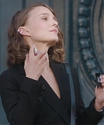 Miss_Dior_-_A_Miss_in_Paris_Episode_1-00_00_04_120.jpeg