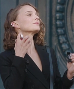 Miss_Dior_-_A_Miss_in_Paris_Episode_1-00_00_04_480.jpeg