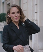 Miss_Dior_-_A_Miss_in_Paris_Episode_1-00_00_27_560.jpeg