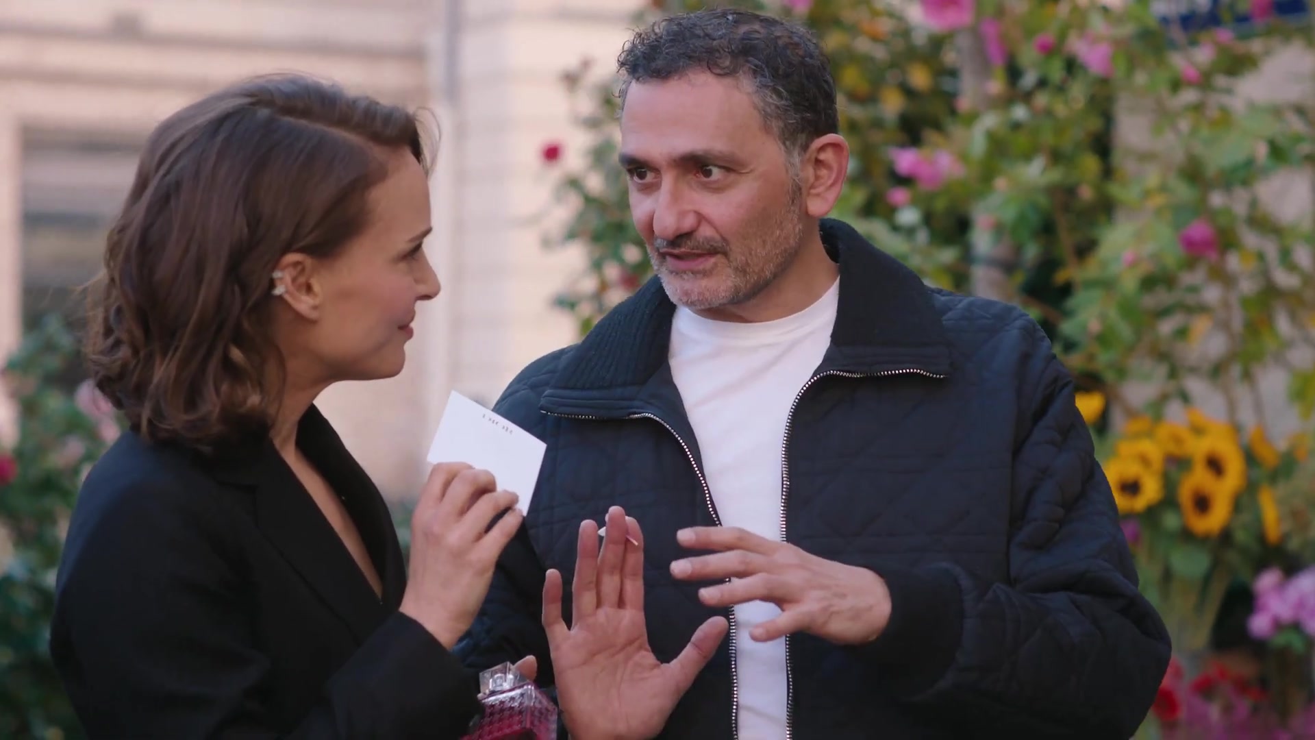 Miss_Dior_-_A_Miss_in_Paris_Episode_2-00_00_23_560.jpeg Miss_Dior_-_A_Miss_in_Paris_Episode_2-00_00_23_560.jpeg