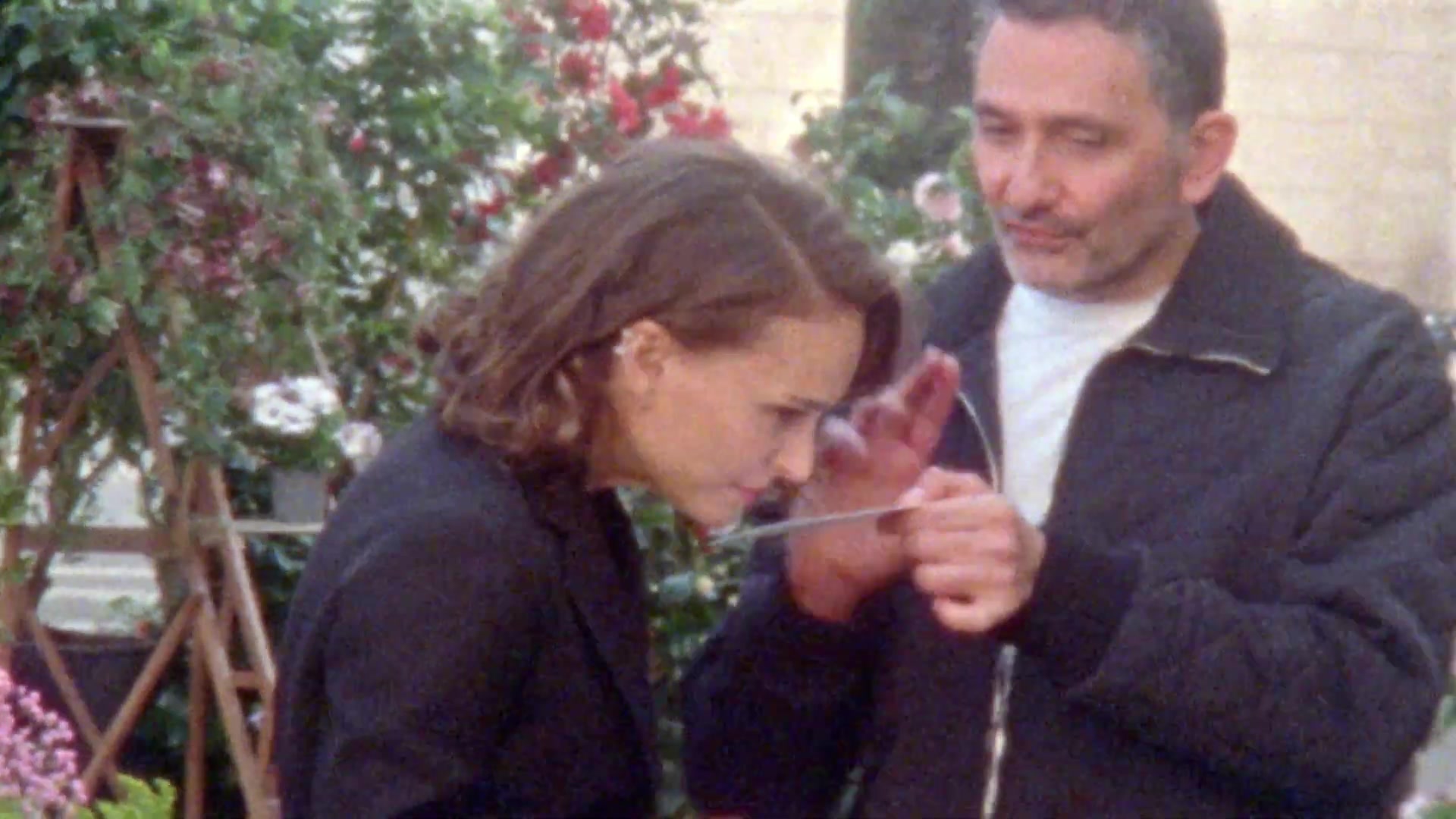 Miss_Dior_-_A_Miss_in_Paris_Episode_2-00_00_32_520.jpeg