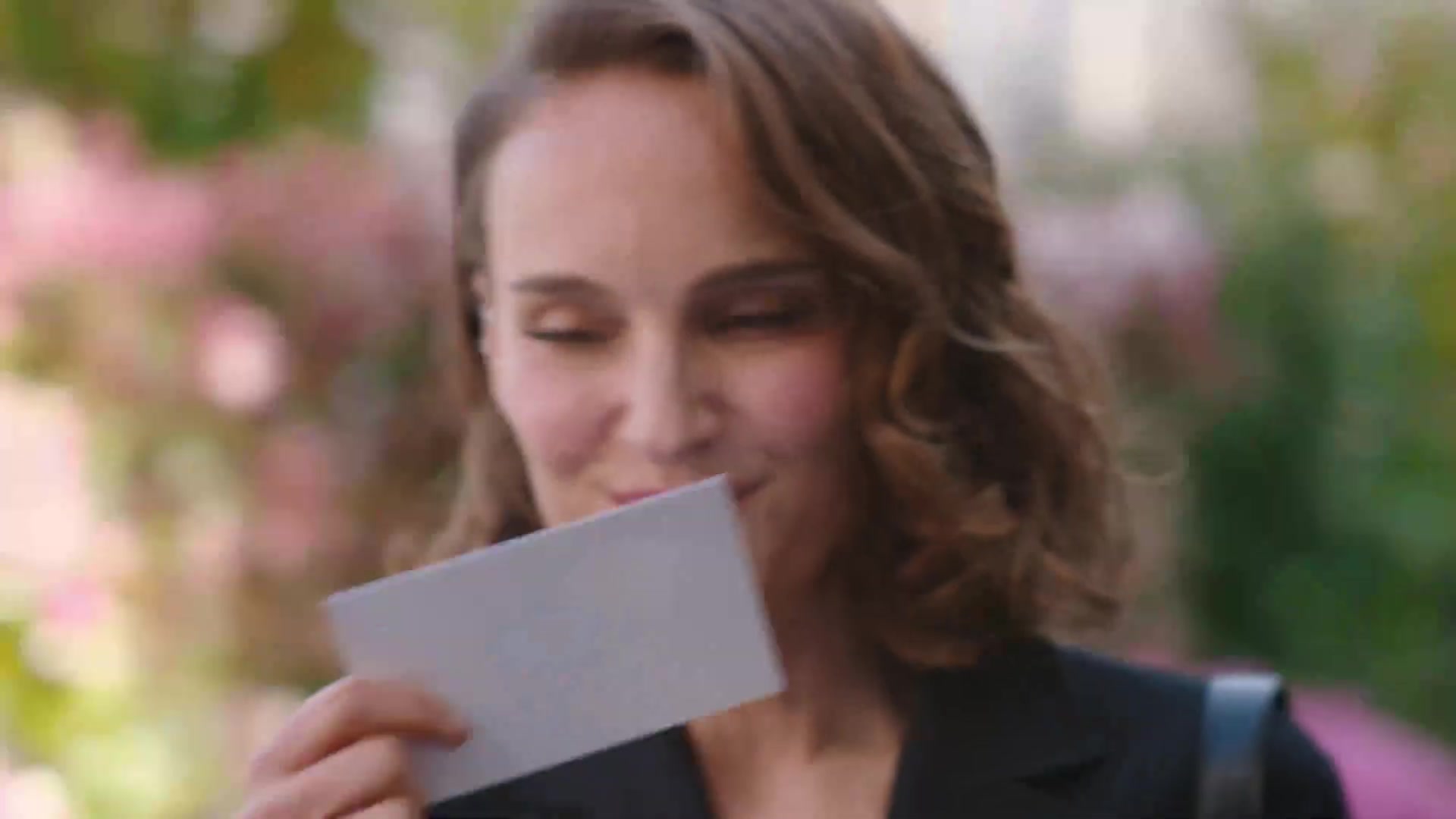 Miss_Dior_-_A_Miss_in_Paris_Episode_2-00_00_50_040.jpeg