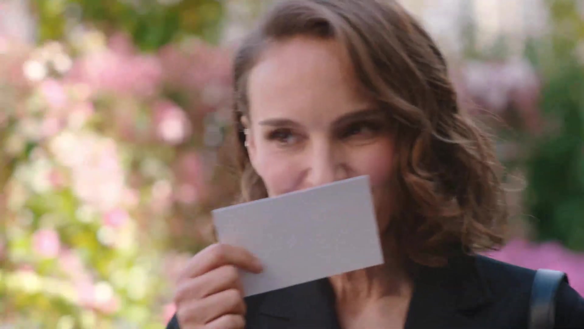 Miss_Dior_-_A_Miss_in_Paris_Episode_2-00_00_50_360.jpeg