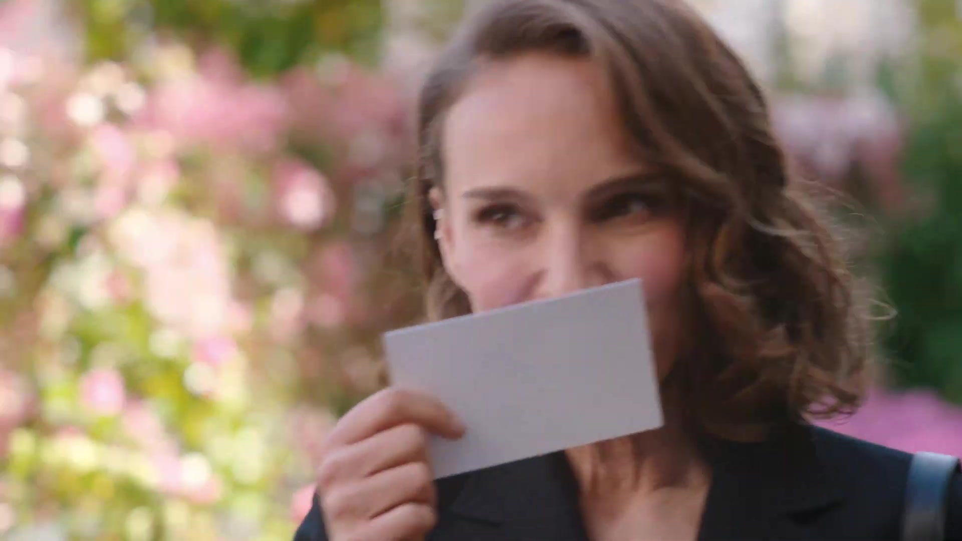 Miss_Dior_-_A_Miss_in_Paris_Episode_2-00_00_50_440.jpeg
