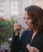 Miss_Dior_-_A_Miss_in_Paris_Episode_2-00_00_38_520.jpeg