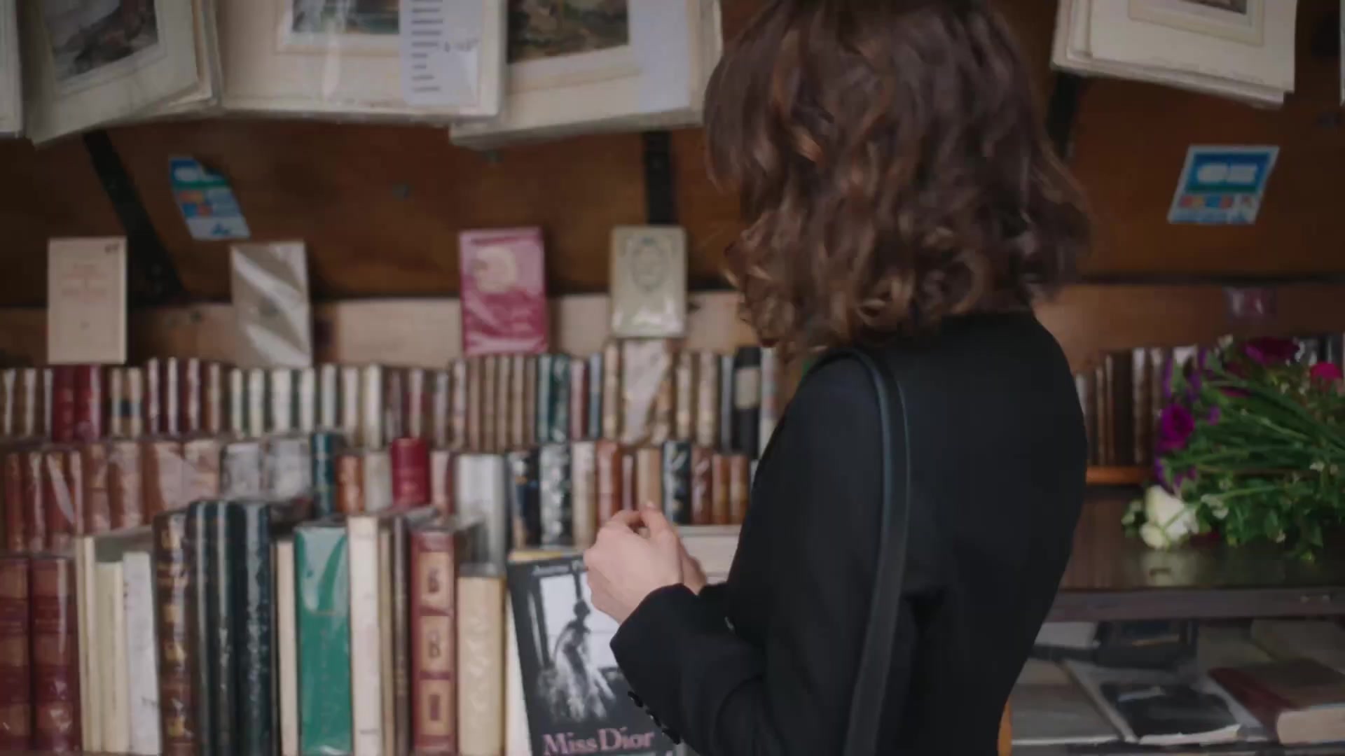 Miss_Dior_-_A_Miss_in_Paris_Episode_3-00_00_15_320.jpeg