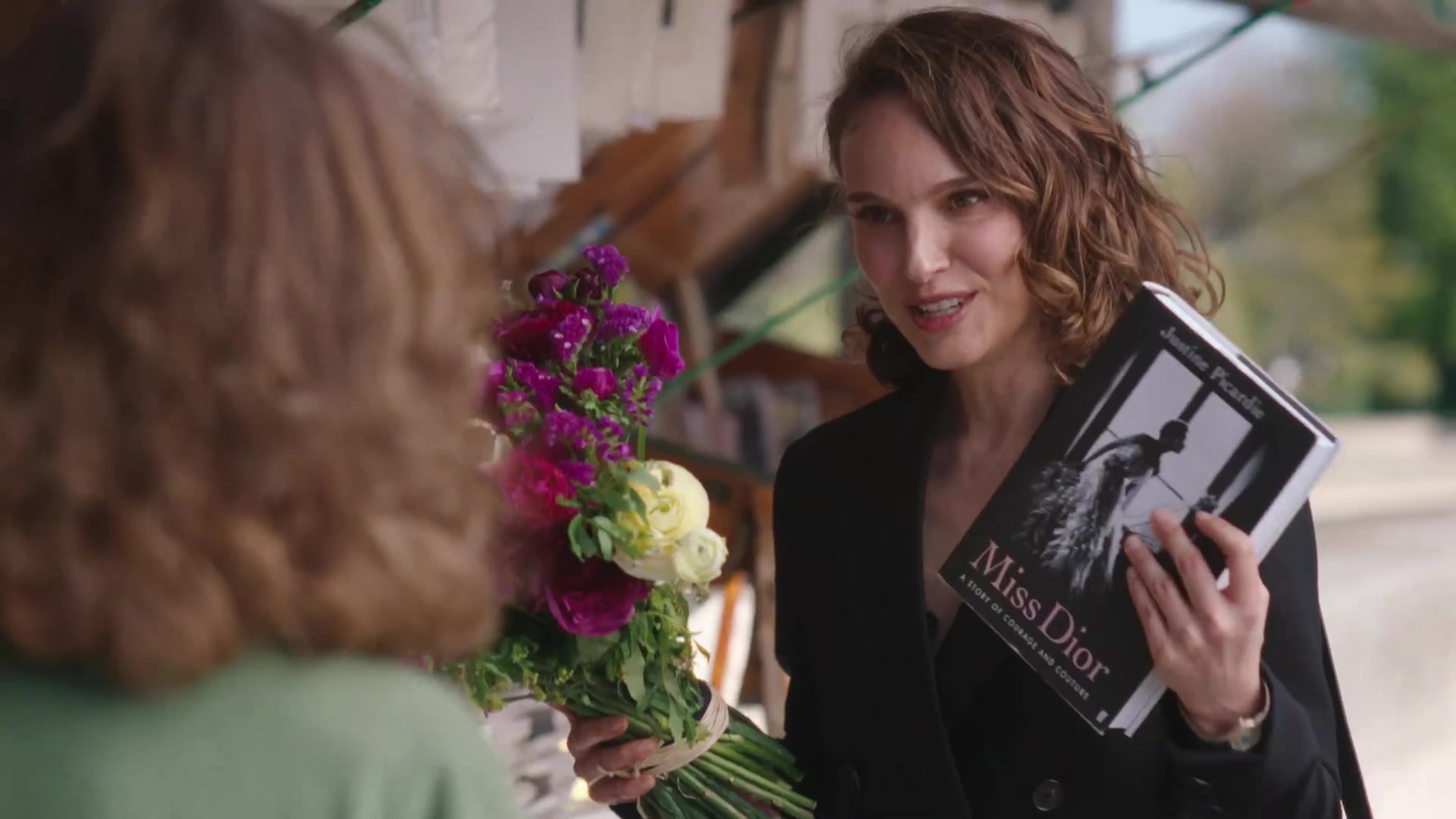 Miss_Dior_-_A_Miss_in_Paris_Episode_3-00_00_19_560.jpeg