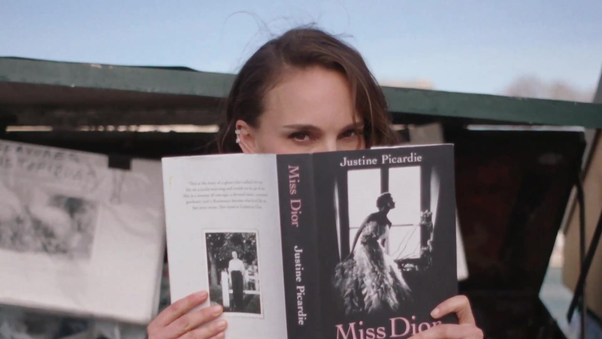 Miss_Dior_-_A_Miss_in_Paris_Episode_3-00_00_33_000.jpeg
