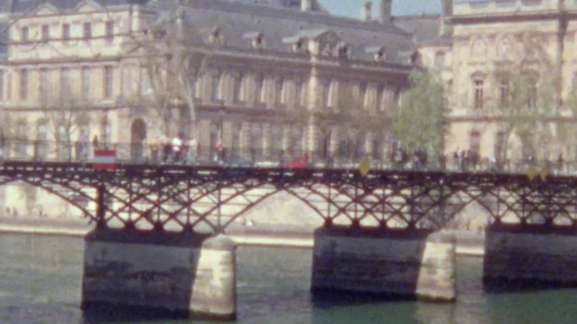 Miss_Dior_-_A_Miss_in_Paris_Episode_3-00_00_36_440.jpeg