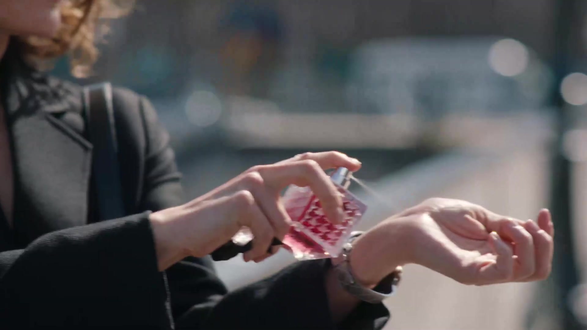 Miss_Dior_-_A_Miss_in_Paris_Episode_3-00_00_41_880.jpeg