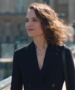 Miss_Dior_-_A_Miss_in_Paris_Episode_3-00_00_37_800.jpeg