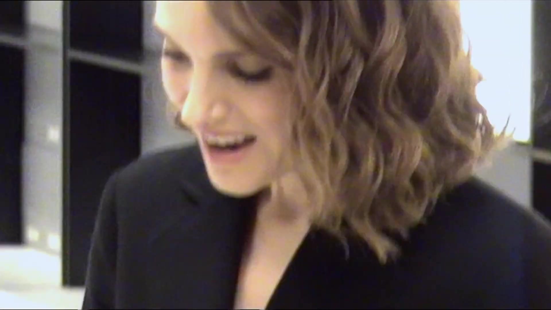 Miss_Dior_-_A_Miss_in_Paris_Episode_4-00_00_10_440.jpeg