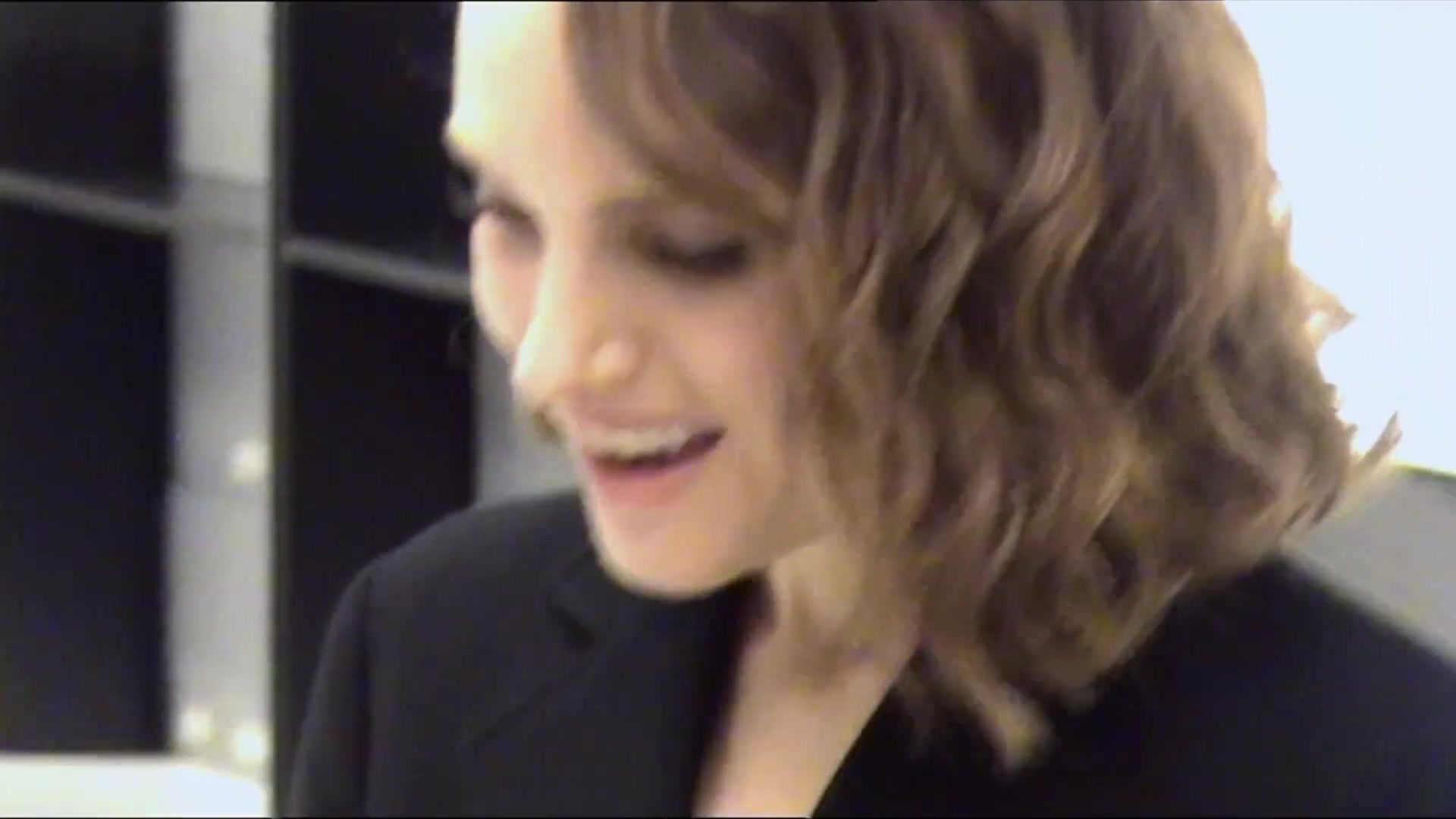 Miss_Dior_-_A_Miss_in_Paris_Episode_4-00_00_10_840.jpeg