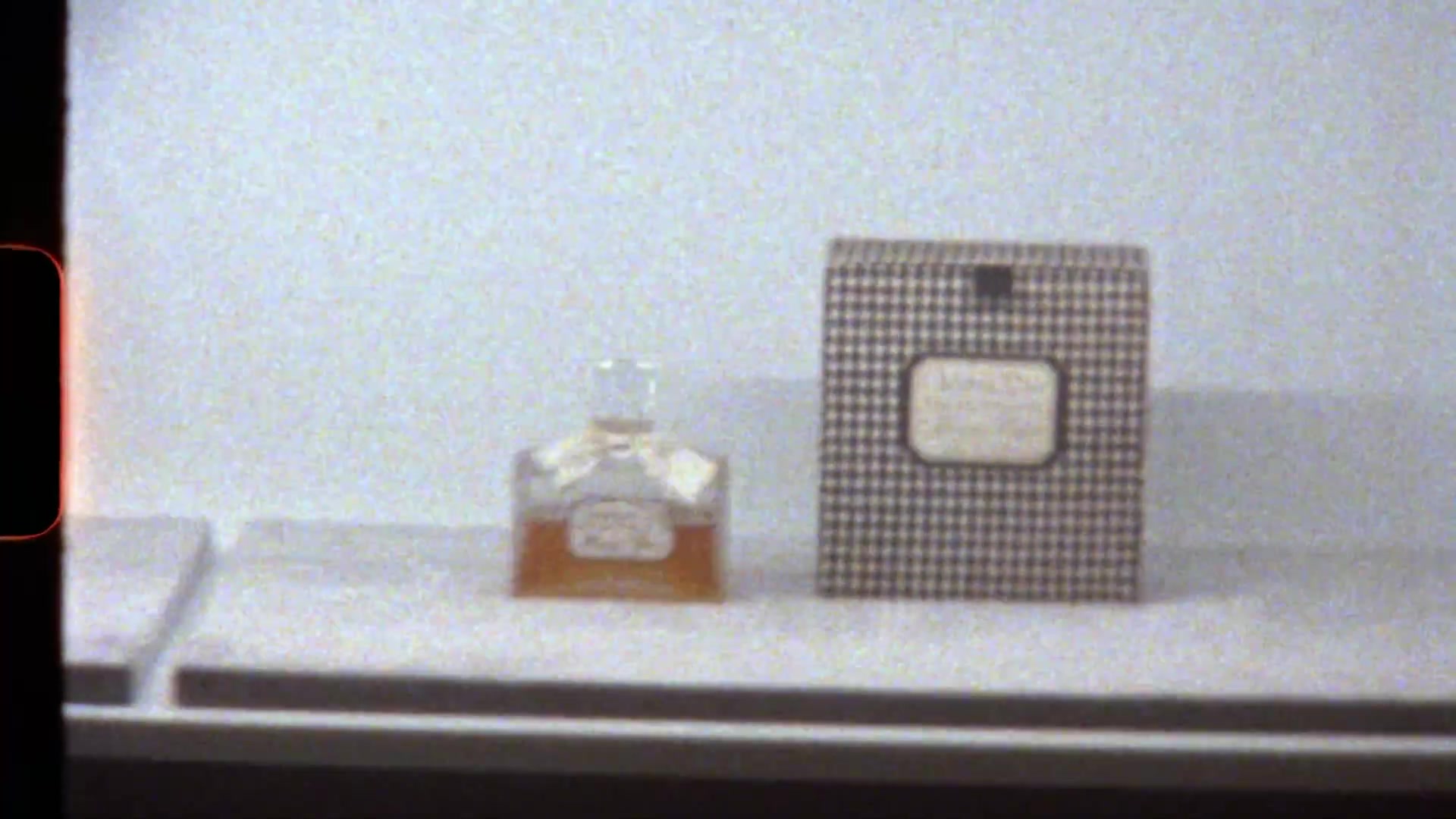Miss_Dior_-_A_Miss_in_Paris_Episode_4-00_00_11_480.jpeg