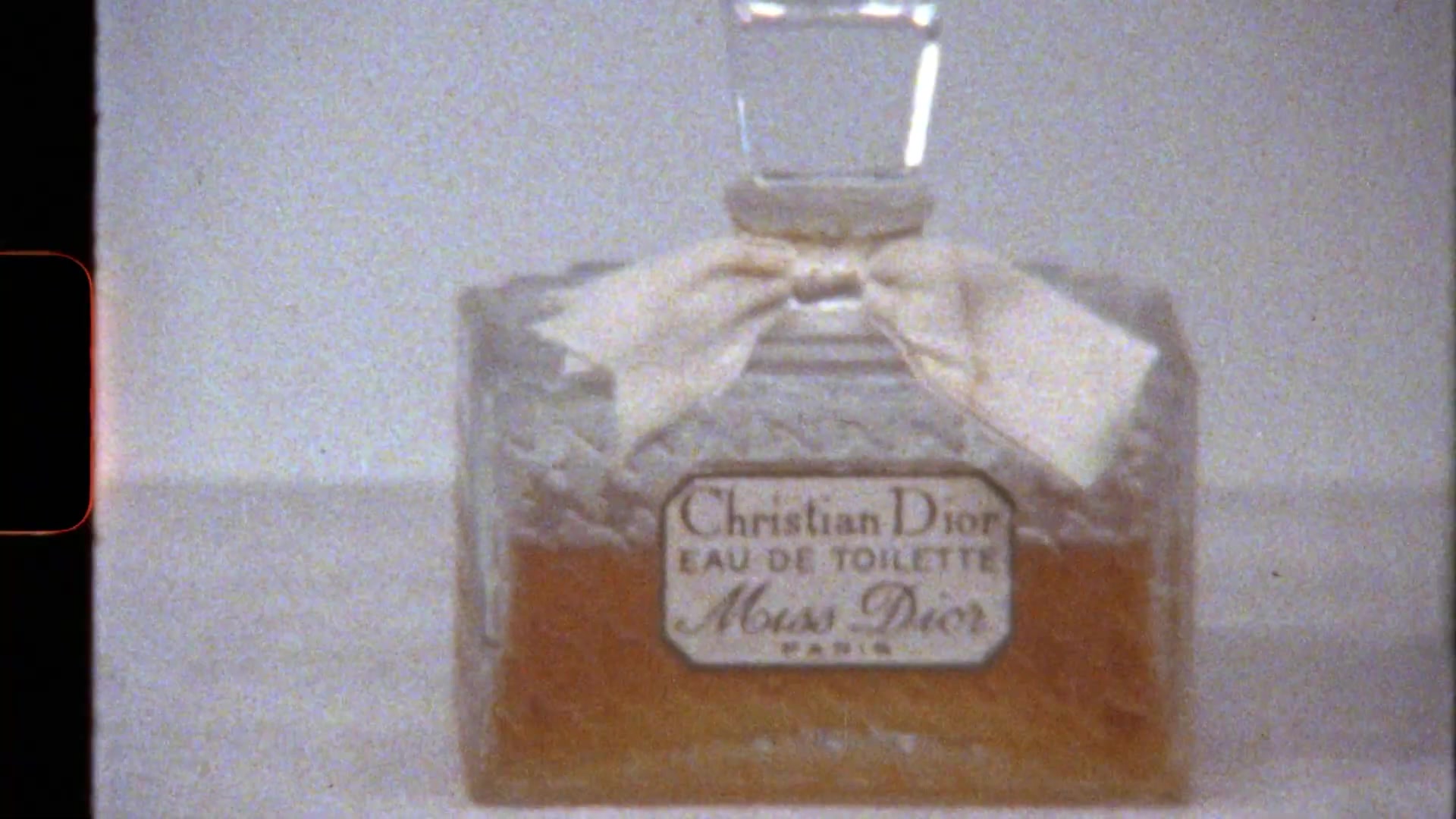 Miss_Dior_-_A_Miss_in_Paris_Episode_4-00_00_14_760.jpeg