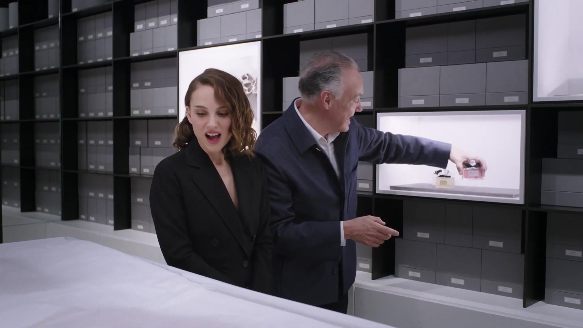 Miss_Dior_-_A_Miss_in_Paris_Episode_4-00_00_40_040.jpeg