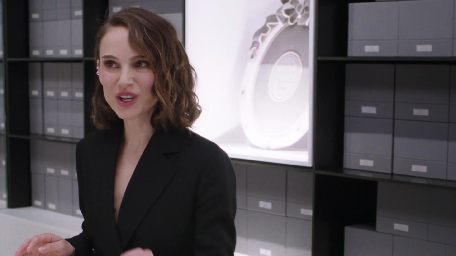 Miss_Dior_-_A_Miss_in_Paris_Episode_4-00_00_45_720.jpeg