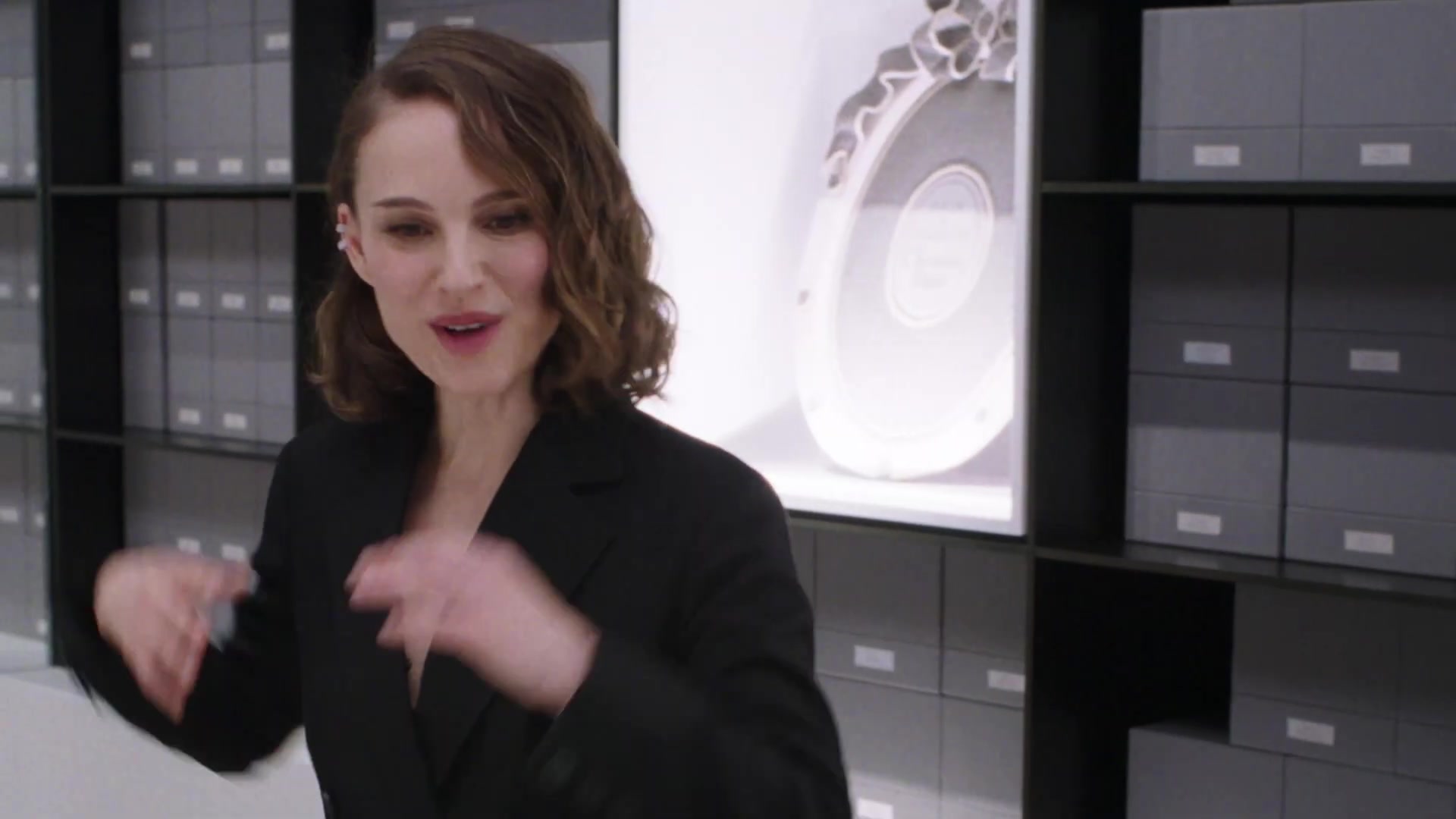 Miss_Dior_-_A_Miss_in_Paris_Episode_4-00_00_45_960.jpeg