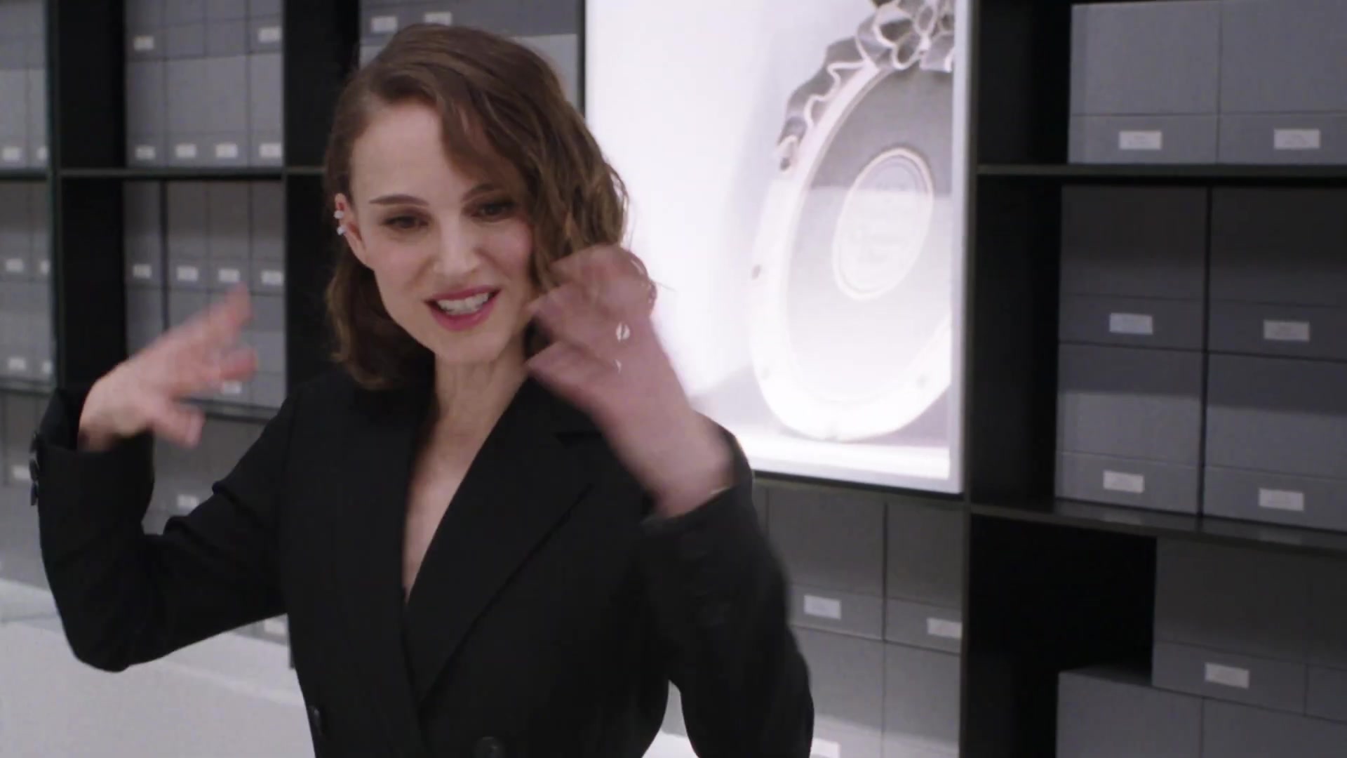 Miss_Dior_-_A_Miss_in_Paris_Episode_4-00_00_46_120.jpeg