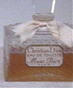 Miss_Dior_-_A_Miss_in_Paris_Episode_4-00_00_14_440.jpeg
