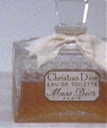 Miss_Dior_-_A_Miss_in_Paris_Episode_4-00_00_14_920.jpeg