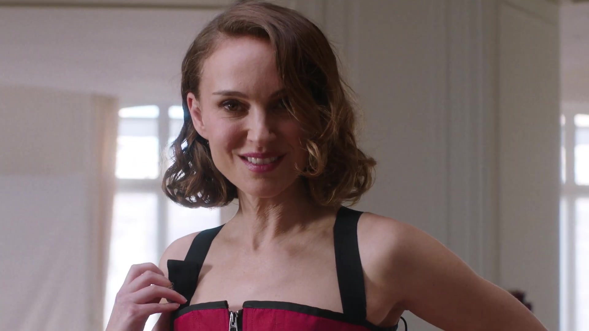 Miss_Dior_-_A_Miss_in_Paris_Episode_5-00_00_09_160.jpeg