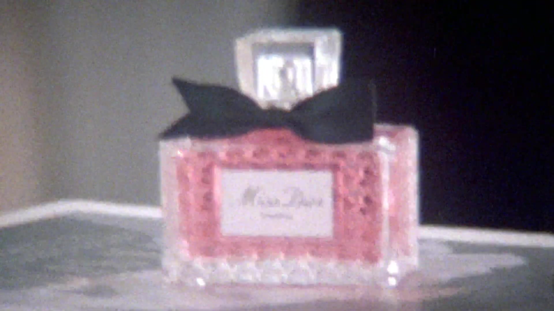 Miss_Dior_-_A_Miss_in_Paris_Episode_5-00_00_22_040.jpeg