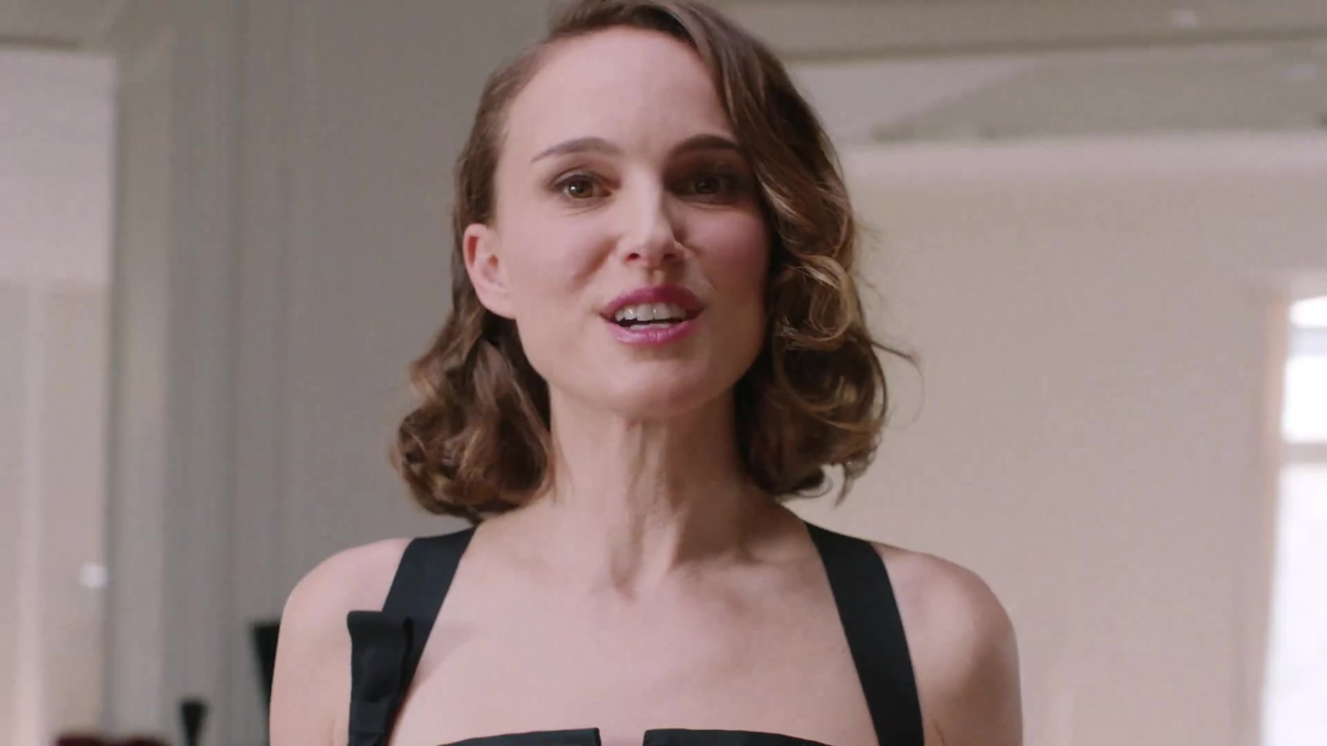 Miss_Dior_-_A_Miss_in_Paris_Episode_5-00_00_29_720.jpeg