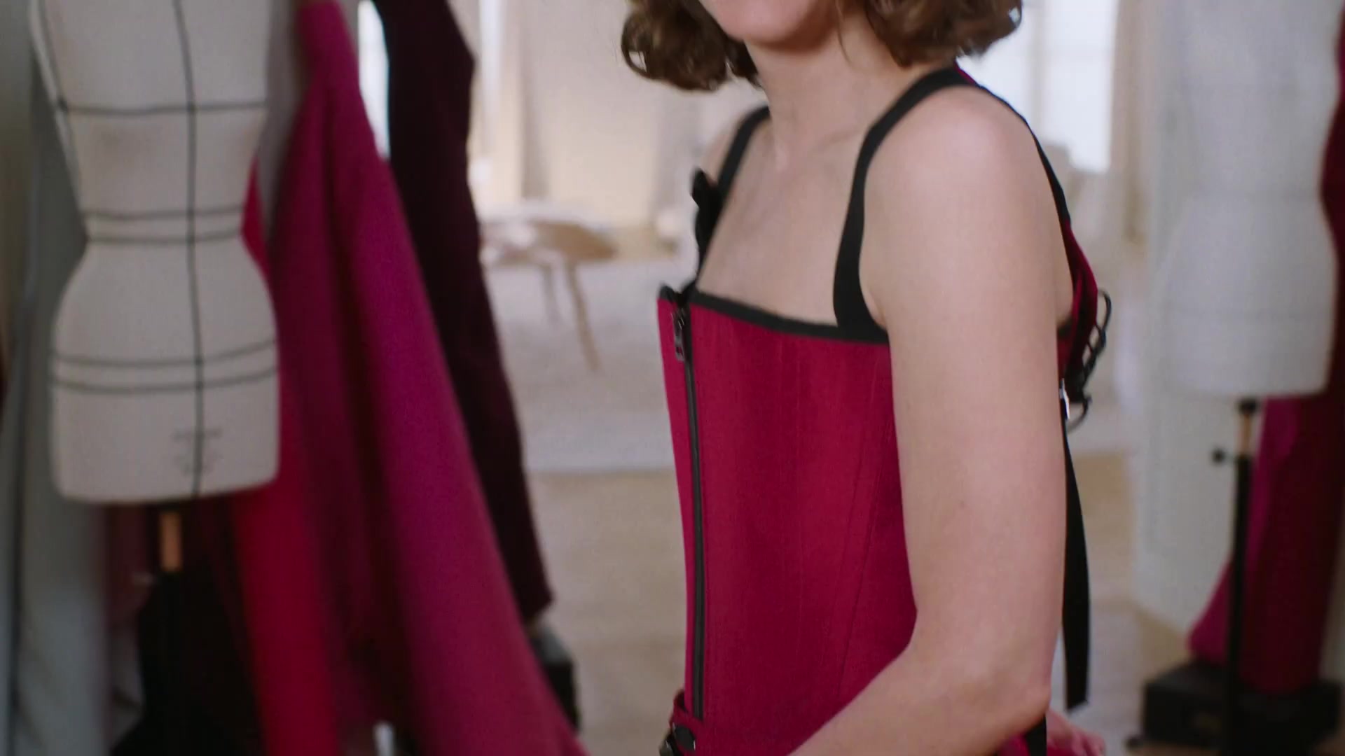 Miss_Dior_-_A_Miss_in_Paris_Episode_5-00_00_37_480.jpeg