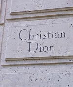 Miss_Dior_-_A_Miss_in_Paris_Episode_5-00_00_00_040.jpeg