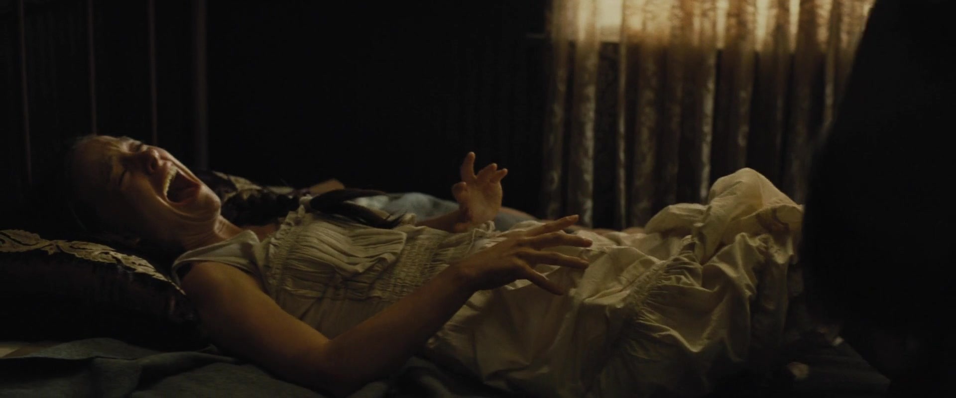 749.jpg